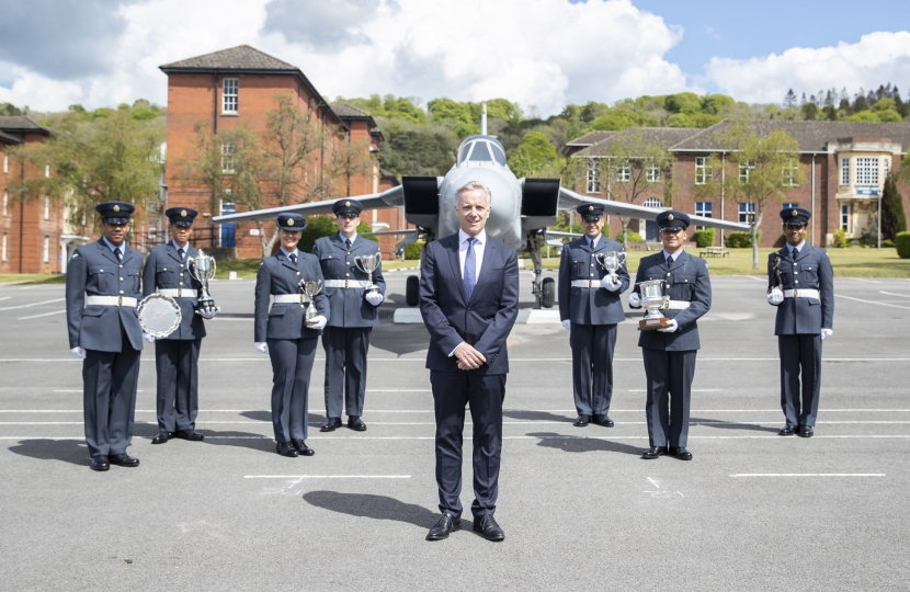 Rob Butler MP Meets RAF Recruits 